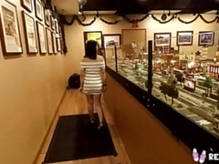 Sucer une bite, Brunette brune, Gorge profonde, Hd, Fille latino, Petite femme, Adolescente, Nénés