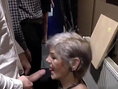 Mamada, Acercamiento, Estilo perrito, Abuelita, Grupo, Hd, Maduro, Tetas colgantes