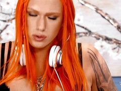 69, Faciale, Talons, Léchez, Masturbation, Chatte, Transsexuelle, Cheveux courts