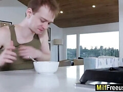 Blonde, Famille, Maman, Soeurs, Fils, Belle mère, Tabou, Adolescente