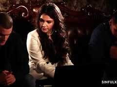 Blasen, Weibliche domination, Fingern, Handjob, Hd, Küssen, Schreiend, Flotter dreier