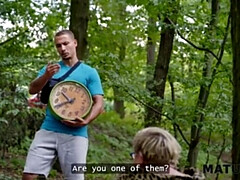 Mooie dikke vrouwen, Grote mammen, Bedriegen, Europees, Rijpe lesbienne, Hangende tieten, Kort haar, Vreemd