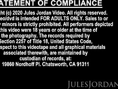 Любители, Большая жопа, Большой член, Большие сиськи, Брюнетки, Ласковые ручки, Мамочка, Сиськи