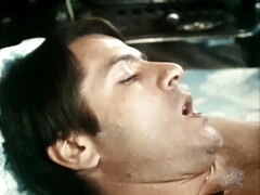 Rubia, Penetracion con dedos, Pajear, Hd, Tetas naturales, Trio, Tetas, Clasico