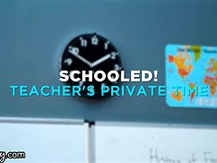 Grote mammen, Gezichtzitten, Lesbisch, Likken, Moeder die ik wil neuken, Kut duiken, Roodharige vrouw, Schreeuwen