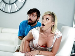 Grosser arsch, Grosse titten, Blondine, Blasen, Hundestellung, Milf, Mutti, Kurzes haar