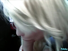 Enthousiasteling, Grote mammen, Pijpbeurt, Auto, Buiten, Gezichtspunt, Openbaar, Kut duiken