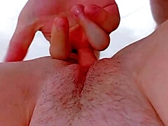 18 ans, Doigter, Masturbation, Nue, Orgasme, Petite femme, Russe, Vierge