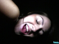 Amateur, Sucer une bite, Brunette brune, En levrette, Hard, Argent, De plein air, Pov