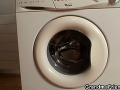 Grosse bite, Gros seins, Sucer une bite, Mamie, Mature, Criant, Plan cul à trois