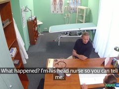 Leie, Arzt, Hundestellung, Krankenschwester, Büro, Titten, Uniform, Spanner