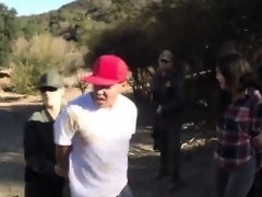 Amateur, Blonde, Brunette brune, En levrette, Groupe, Plan cul à trois, Uniforme, Voyeur