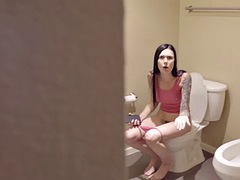 Grosser schwanz, Blasen, Braunhaarige, Hardcore, Pov, Dusche, Titten, Spielzeuge