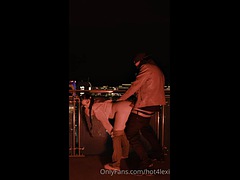 Enthousiasteling, Grote lul, Grote mammen, Zwart, Pijpbeurt, Zwart, Hardcore, Openbaar