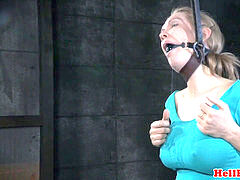 Sadomasochismus, Fesselspiele, Domination, Würgen, Milf, Bestrafung, Tätowierung