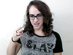 Женское доминирование, Унижение