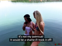 Бикини, Чешки, Пальцем, Подружка, Лизание, Киски, Сиськи, Влажная