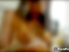 Sucer une bite, Brunette brune, Queue, Hard, Talons, Léchez, Pov, Chevaucher