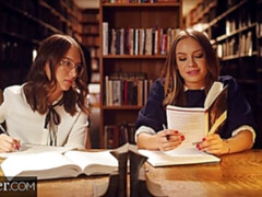 Rubia, Amarrada, Dominación, Fetiche, Sexo duro, Adolescente, Trio, Tetas