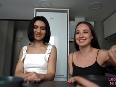 18 jahre, Arsch, Gruppe, Lesbisch, Orgie, Muschi, Jungendliche (18+), Titten