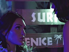 Большие сиськи, Минет, Брюнетки, Пальцем, Секс без цензуры, Каблуки, Трансы, Тату