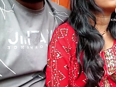 18 ans, Femelle, Première fois, Hd, Fait maison, Indienne, Masturbation, Public