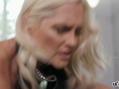 Большие сиськи, Член, Сперма на лице, Джинсы, От первого лица, Короткая стрижка, Испанки, Подглядывание