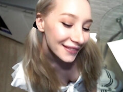 18 jaar, Enthousiasteling, Blond, Russisch, Tiener, Bekijker