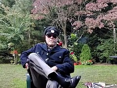 Любители, Ботинки, Геи, Мастурбация, Полиция, Курящие, Соло, Вебкамера