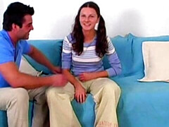 18 años, Culo grande, Verga grande, Mamada, Estilo perrito, Tetas naturales, Adolescente, Tetas