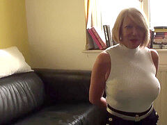 Bondage discipline sadomasochisme, Moeder die ik wil neuken, Tatoeage