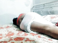 Bisexual, Pareja, Corrida, Penetracion con dedos, Peludo, Lamidas, Apretado, Virgen