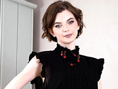 Leie, Arsch, Fingern, Masturbation, Natürlichen titten, Kurzes haar, Entkleiden, Jungendliche (18+)