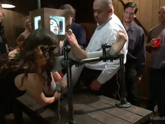 Bondage, Domination, Humiliation, Public, Punition, Esclave, Pute, Voyeur