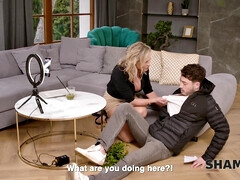 Grote mammen, Blond, Man die toekijkt, Frans, Hardcore, Hd, Rijpe lesbienne, Moeder die ik wil neuken