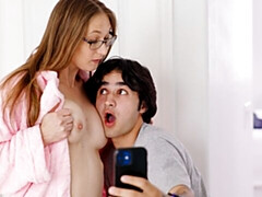 Grosser arsch, Grosser schwanz, Grosse titten, Blasen, Braunhaarige, Hundestellung, Milf