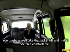 69 negenenzestig, Auto, Sperma shot, Hondjeshouding, Vingeren, Likken, Kut duiken, Anaal likken