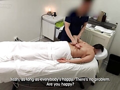 Gehörnter ehemann, Fett, Küssen, Massage, Reif, Milf, Öl, Spanner