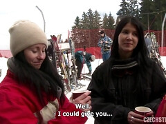 Tussi, Blasen, Braunhaarige, Tschechisch, Natürlichen titten, Im freien, Jungendliche (18+), Titten