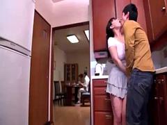 Enthousiasteling, Anaal, Aziatisch, Grote lul, Blond, Pijpbeurt, Japaans, Moeder die ik wil neuken