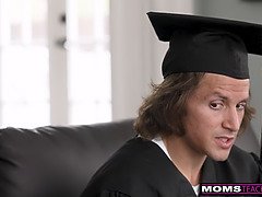 Минет, Брюнетки, Постарше, Ласковые ручки, Милф, Мамочка, От первого лица, Мачеха