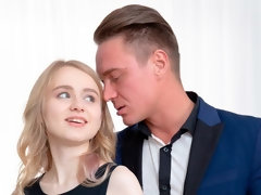 Stunning miniature teen Lightfairy is enjoying hot anal sex