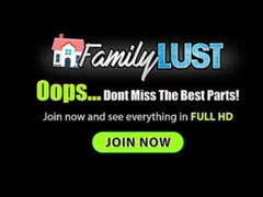 Amerikanisch, Blondine, Familie, Frau frau mann, Handjob, Rotschopf, Strümpfe, Tätowierung