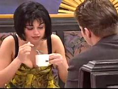 Anal, Sucer une bite, Double pénétration, Groupe, Hard, Public, Épouse