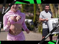 Gros cul, Grosse bite, Éjaculer dans la bouche, Papa, Fille, Branlette thaïlandaise, Tabou, Adolescente