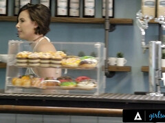 Braunhaarige, Gesichtssitzen, Gruppe, Hd, Interrassisch, Lesbisch, Muschi, Titten