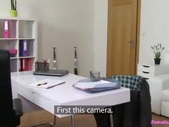 Bedriegen, Sperma shot, Hondjeshouding, Vrouw, Vingeren, Handbeurt, Likken, Kut duiken