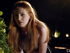 Arsch, Arschlecken, Grosse titten, Lecken, Im freien, Piercing, Rotschopf, Titten