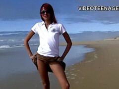 18 jahre, Leie, Strand, Zierlich, Öffentlich, Rasiert, Jungendliche (18+), Titten