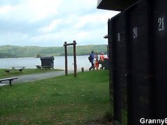 Wohlbeleibte schöne frauen, Blondine, Oma, Reif, Mutti, Öffentlich, Schlaffe titten, Jungendliche (18+)